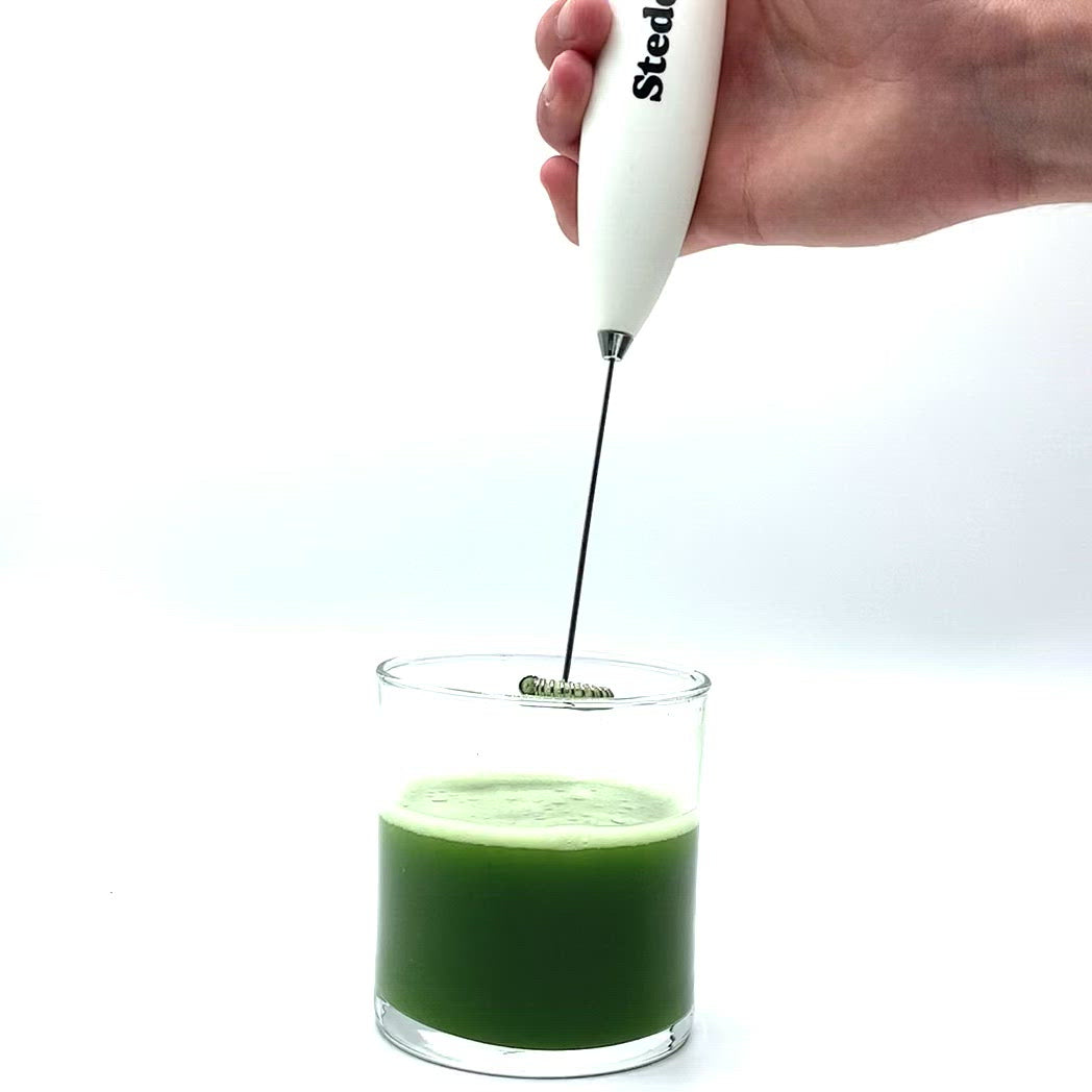 How to froth matcha.